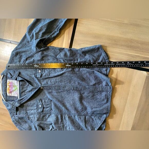 Derek heart button down blouse - Picture 5 of 5